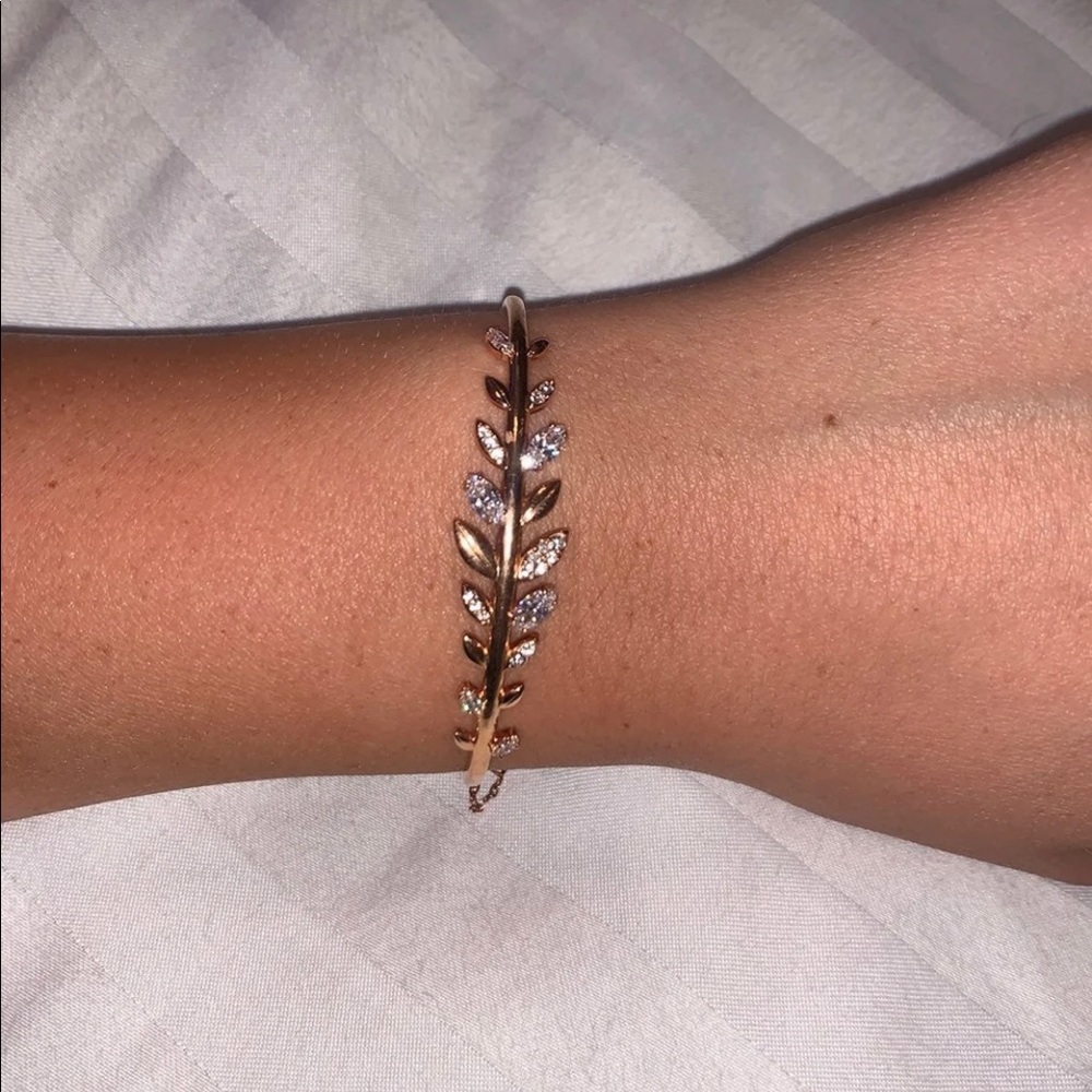 Swarovski Rose gold braclet bangle